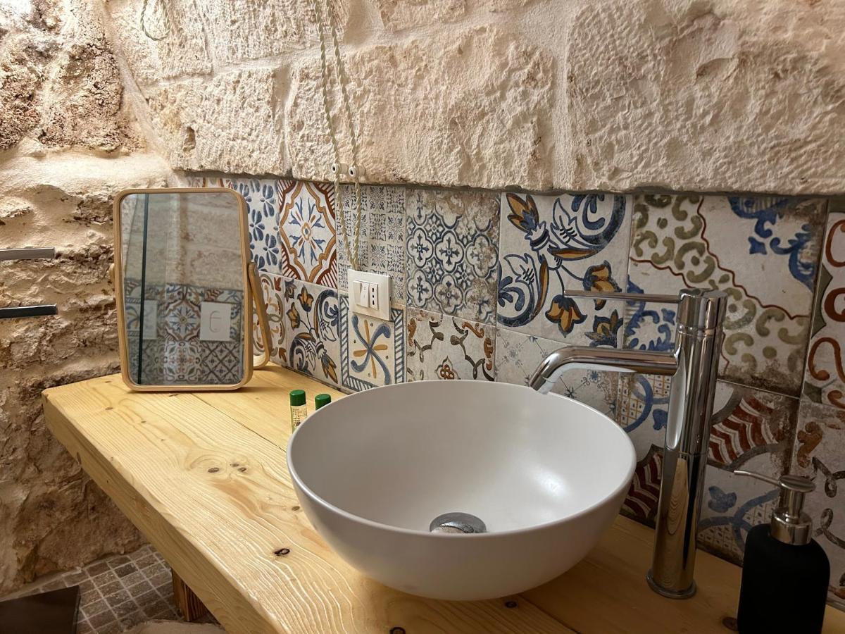Dimora Grimaldi Bed & Breakfast Ostuni Exterior photo