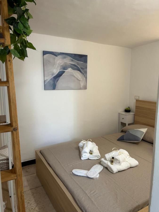 Dimora Grimaldi Bed & Breakfast Ostuni Exterior photo
